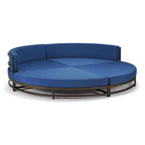 Club Cabana Round Party Lounge - Deep Seating - Outdoorsiness