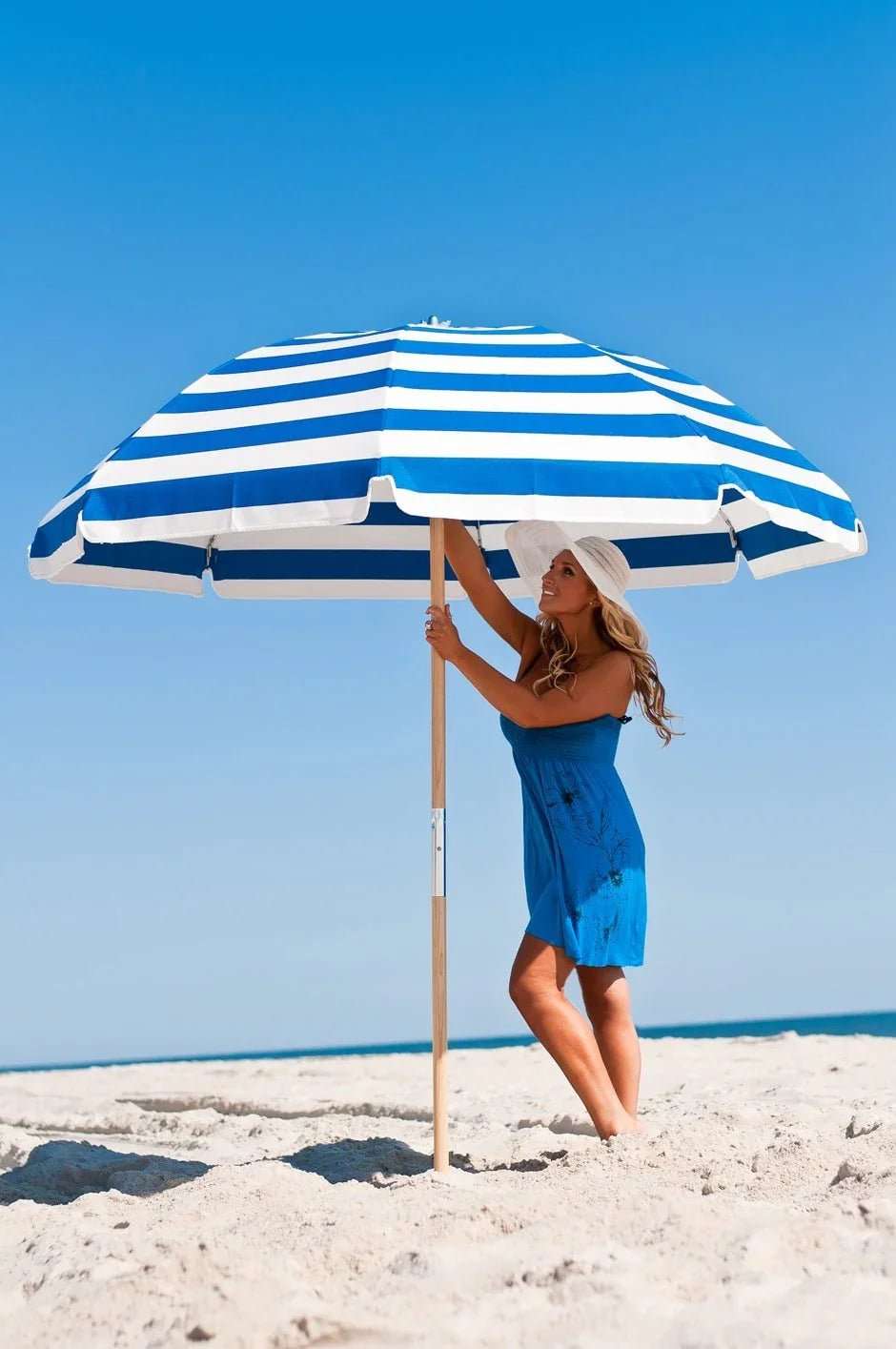 Frankford Emerald Coast 7.5 Foot Octagon Ash Wood Beach Umbrella – Manual Lift, Marine Grade Acrylic - Outdoorsiness