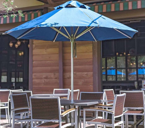 Frankford Greenwich 9 Foot Octagon Aluminum Market Patio Umbrella – Crank Lift - Outdoorsiness