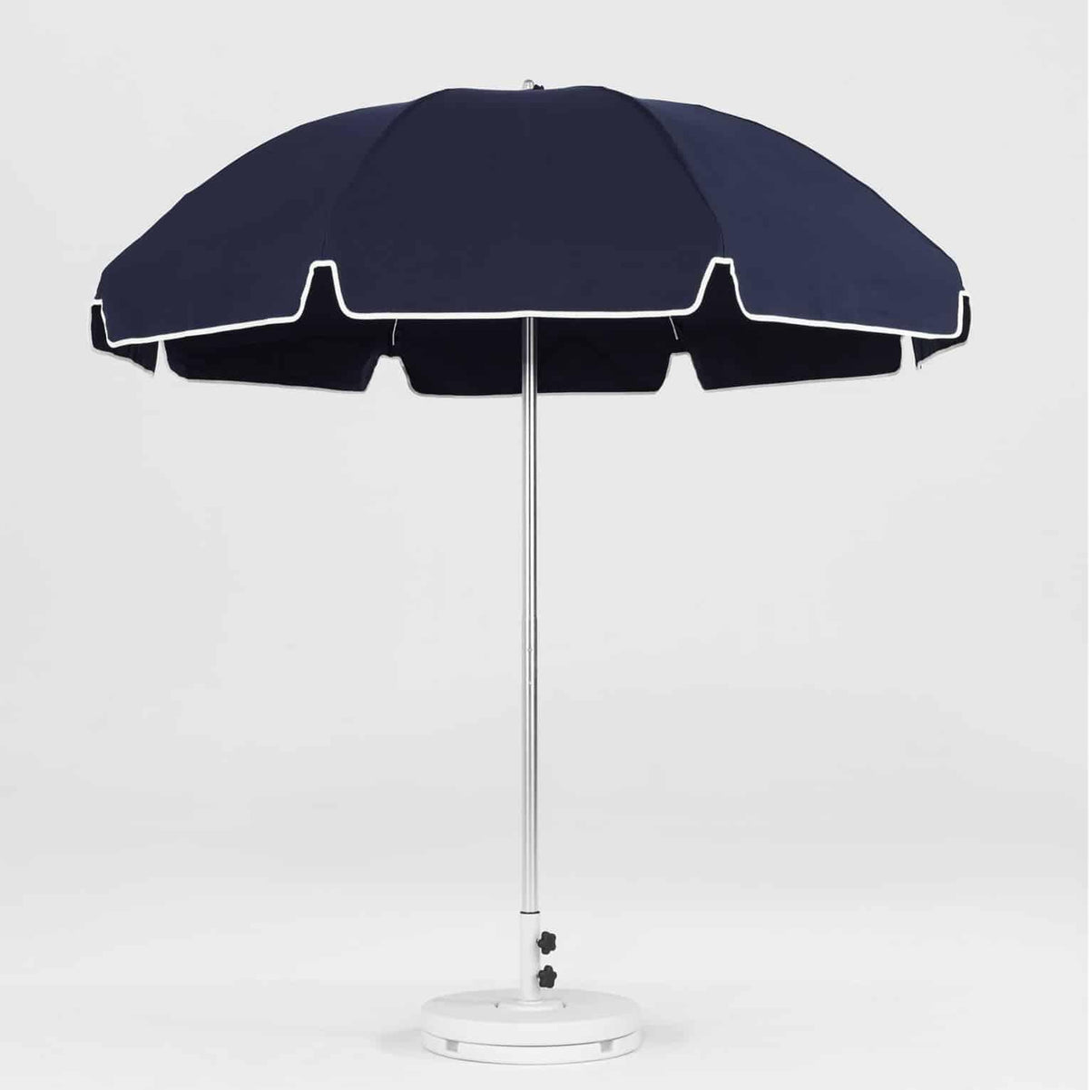Frankford Laurel 7.5 Foot Octagon Steel Silver Anodized Market Umbrella – Manual Lift, No Tilt - Outdoorsiness