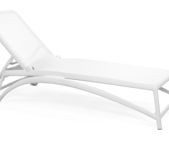 Nardi Atlantico Adjustable Commercial Resin Pool Sun Lounger - Outdoorsiness