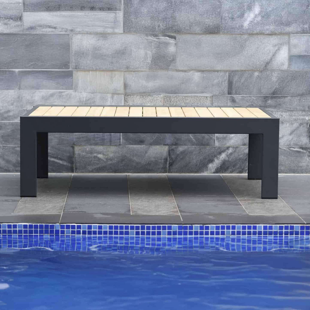 Oceanic Commercial Coffee Table - Aluminum with Teak - Outdoorsiness