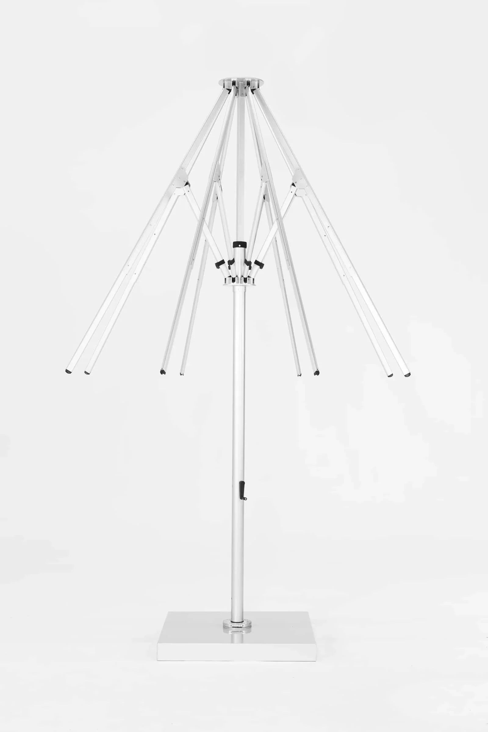 Frankford Nova Giant Center Aluminum Matte Silver 16 Foot Wide Octagon Telescoping Crank Umbrella
