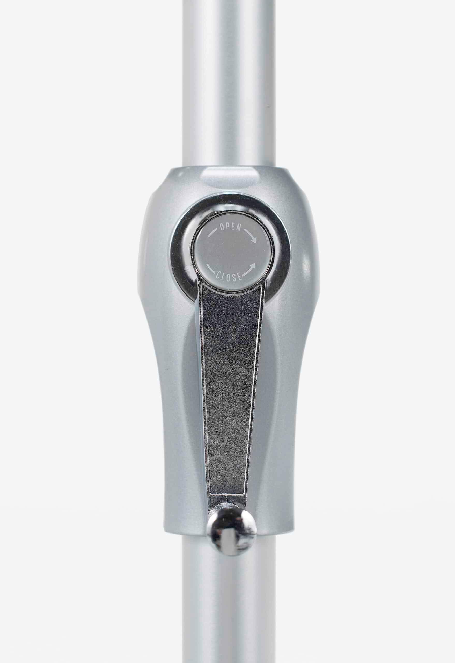 Frankford Catalina Fiberglass 7.5 Foot Wide Octagon Patio Umbrella