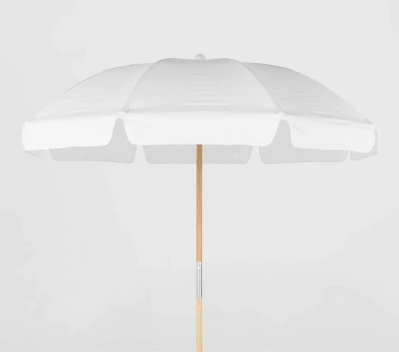 Frankford Avalon Fiberglass Beach 7.5 Foot Wide Octagon Manual Lift Umbrella