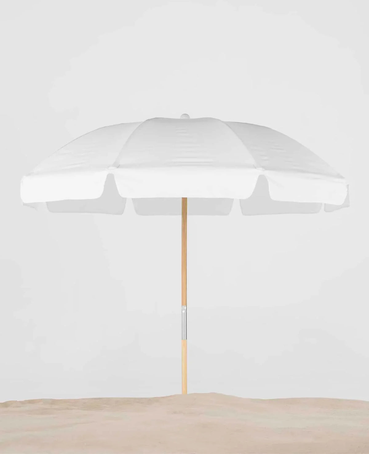 Frankford Avalon Fiberglass Beach 7.5 Foot Wide Octagon Manual Lift Umbrella