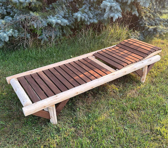 ThermaFusion Cedar Log Chaise Lounge – Northern White Cedar & Red Oak – USA Made - Outdoorsiness
